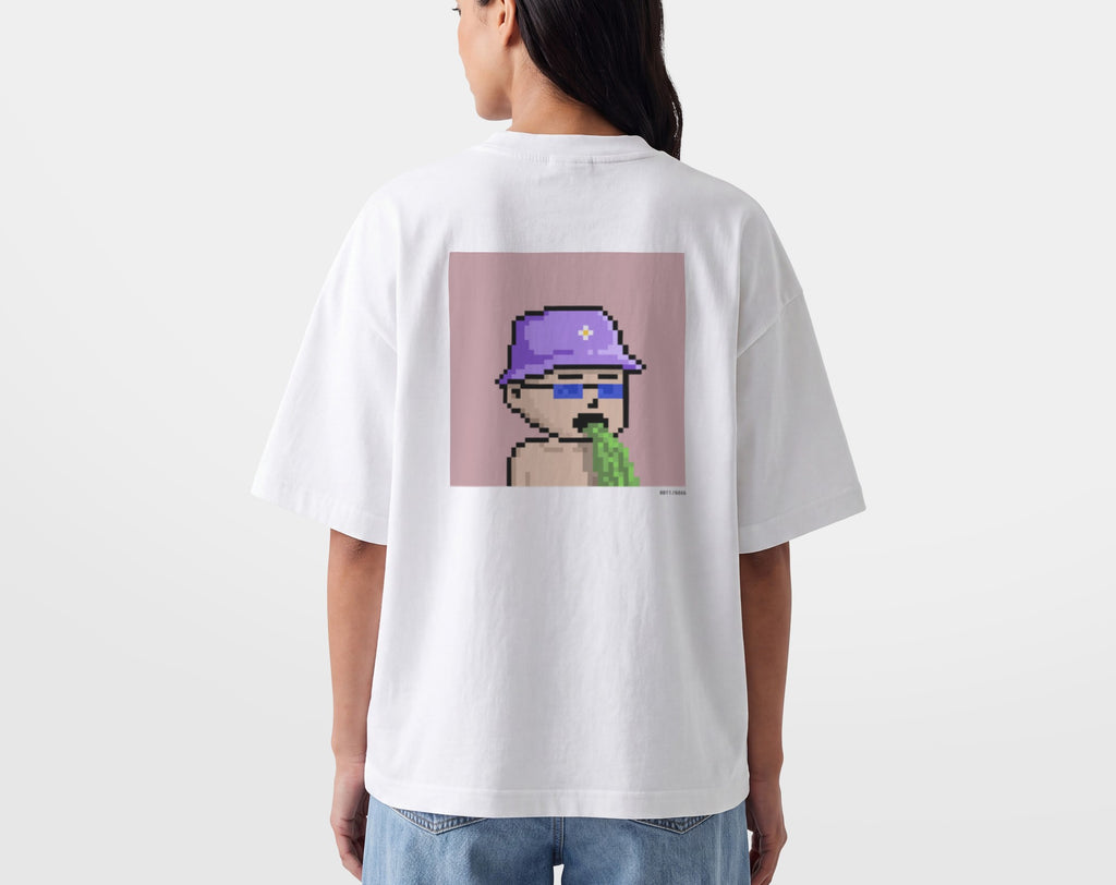 cool baby 0011 on model (woman, back)