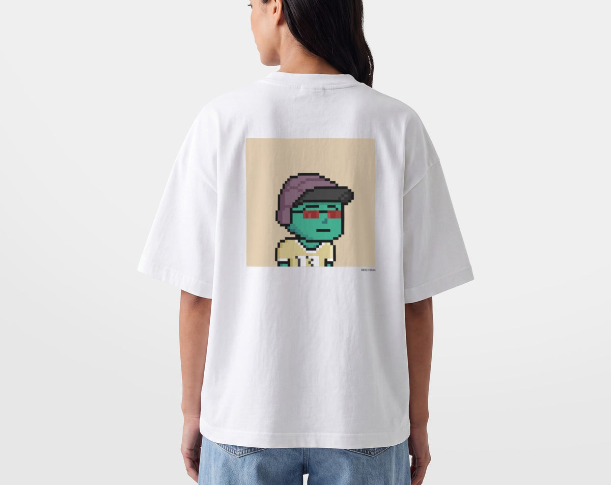 cool baby 0032 on model (woman, back)